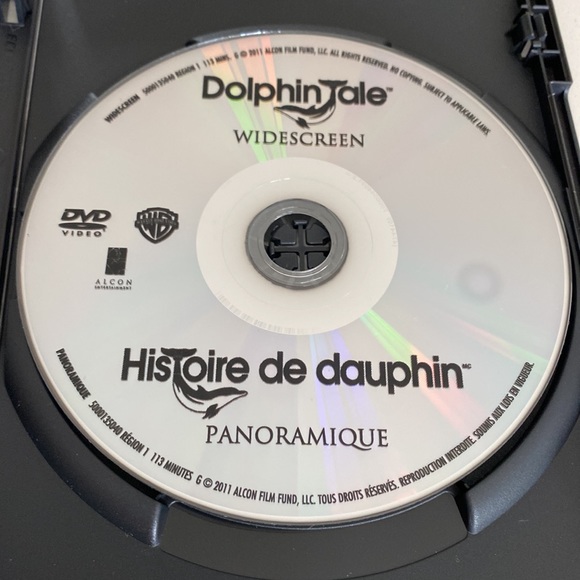 Dolphin Tale DVD - Picture 3 of 4